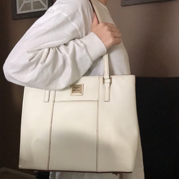 White Pebble Dooney Bag - Picture 2 of 6